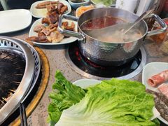 -金滏山烤肉·海鲜·火锅自助餐厅(襄阳万达店)