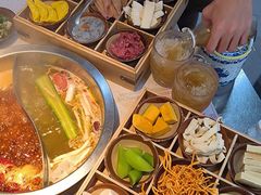 -芈重山老火锅(广州首店)