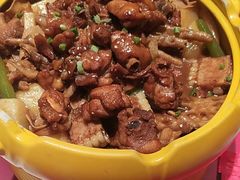 -多嘴肉蟹煲(万达店)