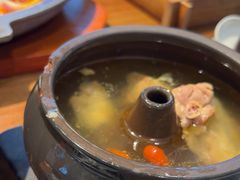 -云海肴·汽锅鸡·云南菜(天山百盛优客店)