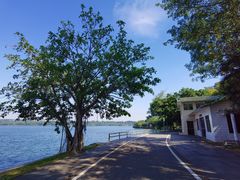-湖光岩风景区