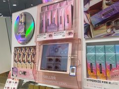 -4iNLOOK美瞳店(龙之梦购物中心虹口店)