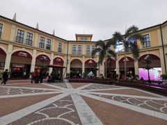 -佛罗伦萨小镇广佛名品奥特莱斯(疏港路店)