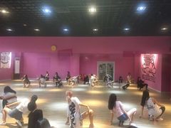 -零下舞度·街舞连锁机构(万科中心店)