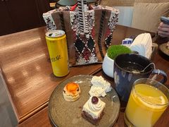-上海虹桥祥源希尔顿酒店