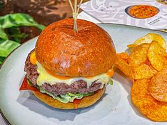 -潮一不贰·法式甜品·生日蛋糕·西式简餐(外滩店)