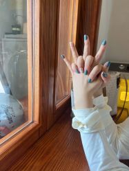 -纤纤玉手美甲美睫美容