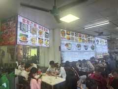 -村花杏荔枝湾艇仔粥