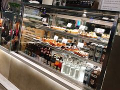 面包甜点陈列柜-Perma Café樸門(五羊店)