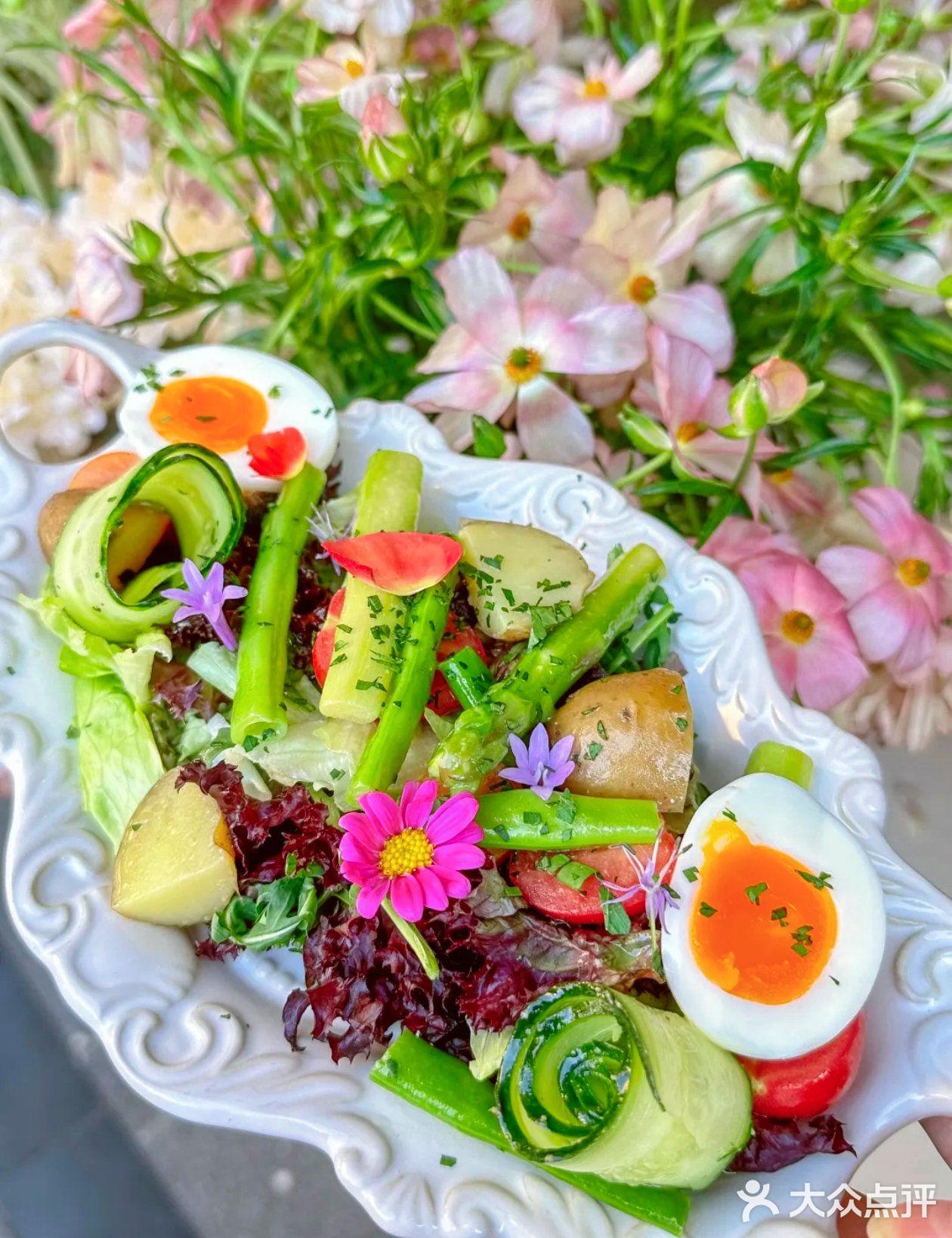 把春天的花园搬到桌上！💐就为这一口春天！