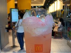 草莓麦旋酷-麦当劳(SM城市广场店)