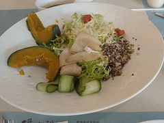 -青岛中心假日酒店-碧海咖啡厅