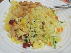 -裕记烧腊连锁餐饮(国商分店)