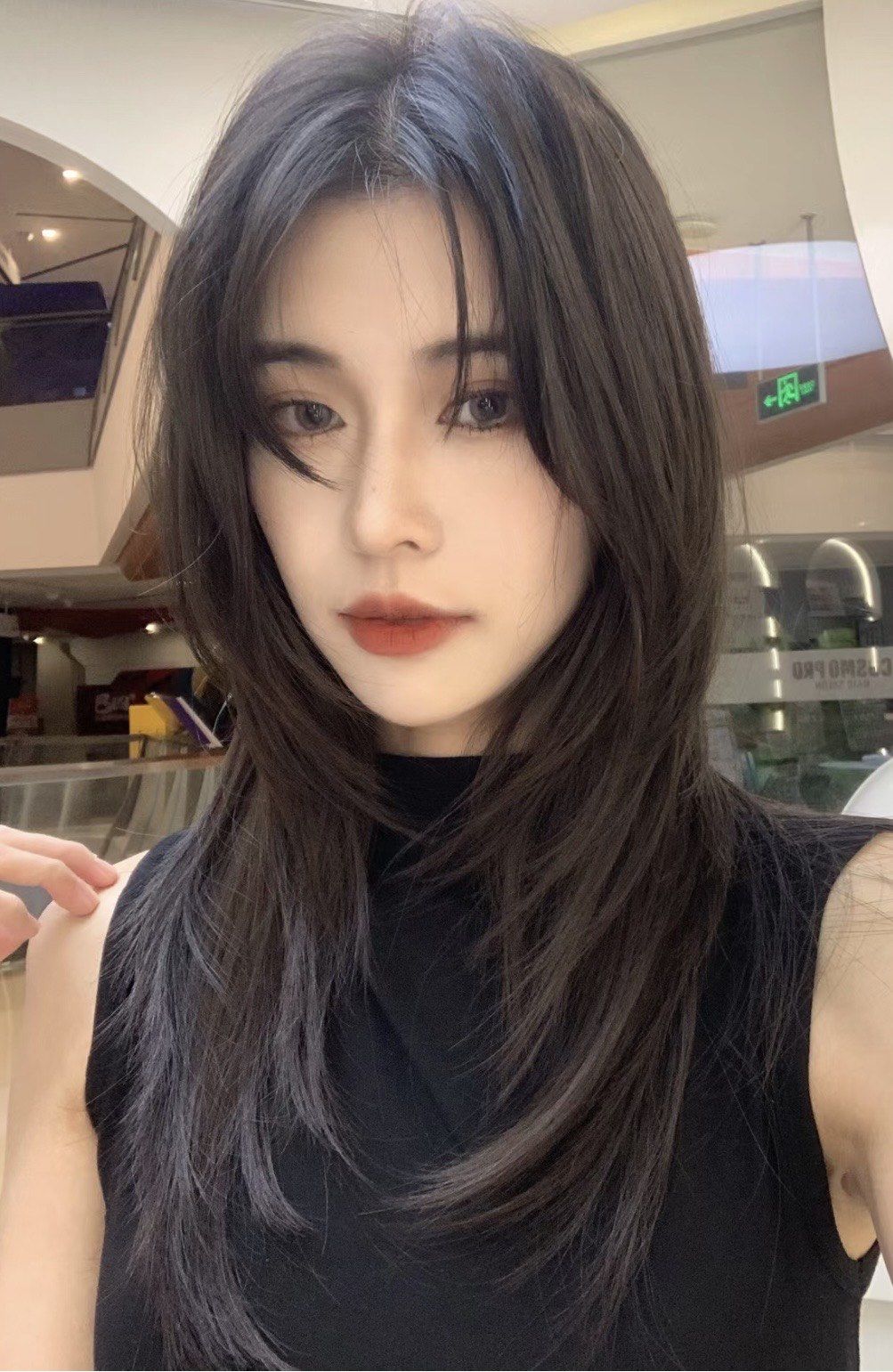 高层次狼尾发型