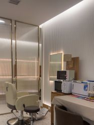 -丝域养发馆
