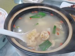 腌笃鲜-大鸿运酒店·苏州菜·松鼠桂鱼(观前街店)
