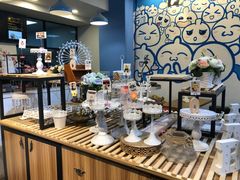 面包甜点陈列柜-卡比儿童蛋糕·心意定制·低脂零卡糖动物奶油FancyBALLOON(滨海店)
