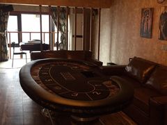 -玩坞轰趴馆·户外团建聚会主题生日派对馆(世豪广场店)