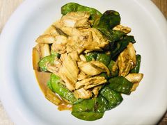 鳗鱼烧豆角-味莊·青岛菜(云霄路店)