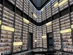 -上海虹桥中心爱琴海亚朵S酒店