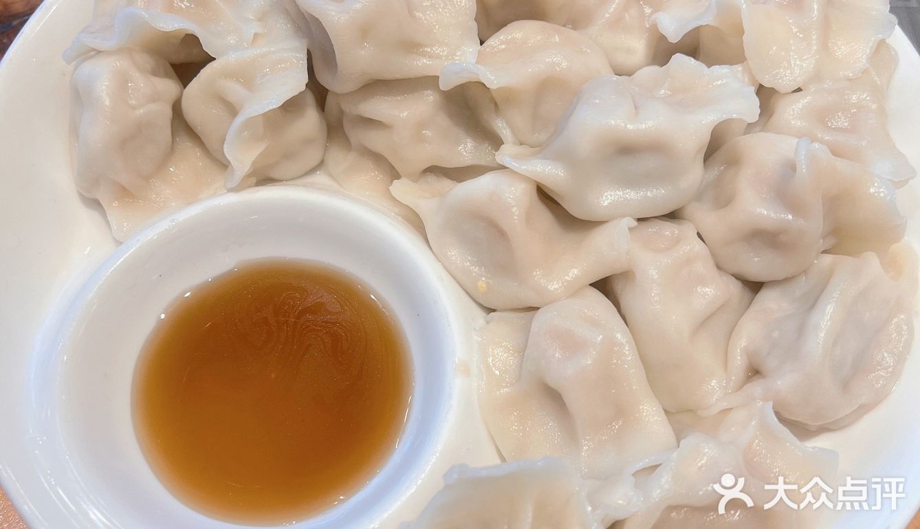 热气腾腾的东北“铁锅炖”