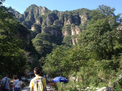 绿绿的山-孤山寨风景区