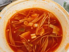 辣白菜豆腐汤-屋里家延边朝鲜族冷面(南园店)