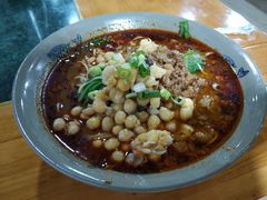 -丁丁猫重庆小面(徐州路店)