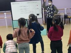 -小荧星艺校(大宁分校)