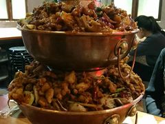 -炉小二铜锅牛蛙•川湘菜(三里屯店)