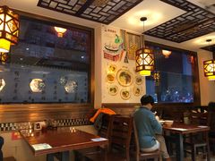 大堂-佬钱湾仔(衣裳街店)