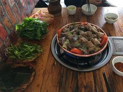 -阿婆情腊排骨火锅(金虹路店)