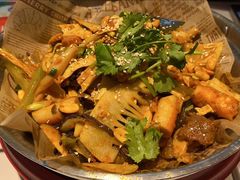 -红渡小香·牛肉麻辣香锅(车站南路店)