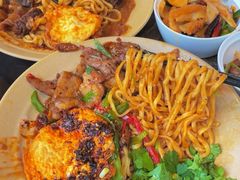 -方铲铲·成都板凳面(滨江银泰店)