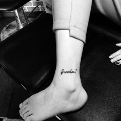 点击看大图 -刺客纹画纹身·洗纹身·穿孔饰品