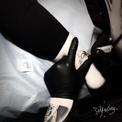 -越域刺青