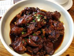 乡里盐菜烧猪脚-渔乡米香·剁椒鱼头(四方坪店)
