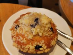 -星巴克臻选(莘庄仲盛店)