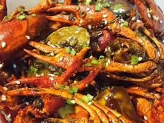 特色油焖大虾-巴厘龙虾·榜首油焖大虾(音乐学院·沿江酒馆店)