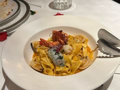 -Mogul Eatery·大亨餐酒馆