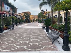 -佛罗伦萨小镇广佛名品奥特莱斯(疏港路店)