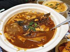 -卢大鲜鱼头捞饭(美利广场店)