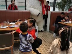 -东方明珠·可口可乐欢乐餐厅