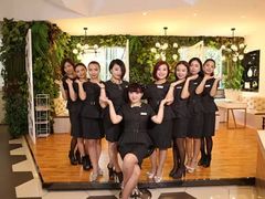 -贺加贝化妆美甲培训学校