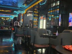 -屋有岛沉浸游戏旗舰店(中山公园店)