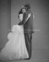 -AOROA·奥洛拉婚纱摄影·旅拍·礼服