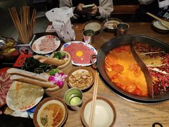 -萍姐火锅·公路夜市(武汉首店)