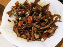 -隔壁老王·家常云南菜(花巷店)