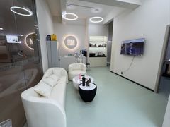 -RM GYM健身私教馆(白云元立方创意园店)