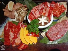 中落小排-炼火烤肉店
